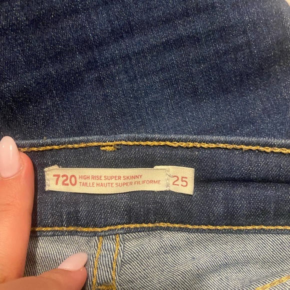 Levi’s 720 dark wash - Picture 2 of 3